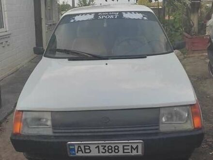 ЗАЗ 1102 Таврия 1993 в Тульчине на Automoto.ua Белый ЗАЗ 1102 Таврия, объемом двигателя 0 л и пробегом 111 тыс. км за 900 $, фото 1 на Automoto.ua