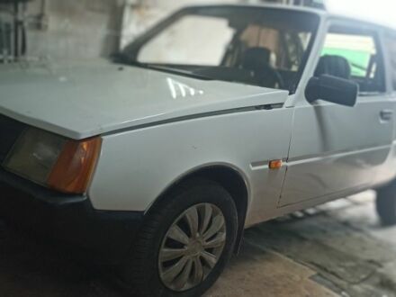 ЗАЗ 1102 Таврия 1994 в Лозовой на Automoto.ua Белый ЗАЗ 1102 Таврия, объемом двигателя 0 л и пробегом 160 тыс. км за 728 $, фото 1 на Automoto.ua