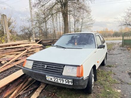 Белый ЗАЗ 1102 Таврия, объемом двигателя 1.1 л и пробегом 18 тыс. км за 700 $, фото 1 на Automoto.ua