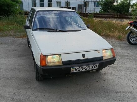 ЗАЗ 1102 Таврія 1995 у Калинівка на Automoto.ua Білий ЗАЗ 1102 Таврія, об'ємом двигуна 0 л та пробігом 30 тис. км за 350 $, фото 1 на Automoto.ua