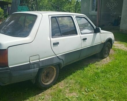 Белый ЗАЗ 1102 Таврия, объемом двигателя 1 л и пробегом 139 тыс. км за 600 $, фото 1 на Automoto.ua