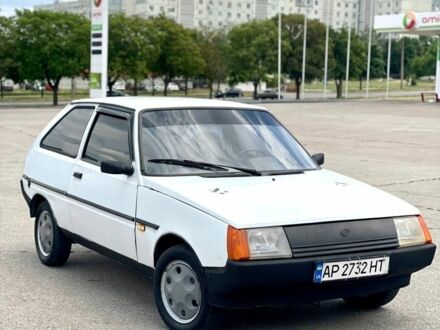 ЗАЗ 1102 Таврия 2001 в Запорожье на Automoto.ua Белый ЗАЗ 1102 Таврия, объемом двигателя 1.2 л и пробегом 170 тыс. км за 700 $, фото 1 на Automoto.ua