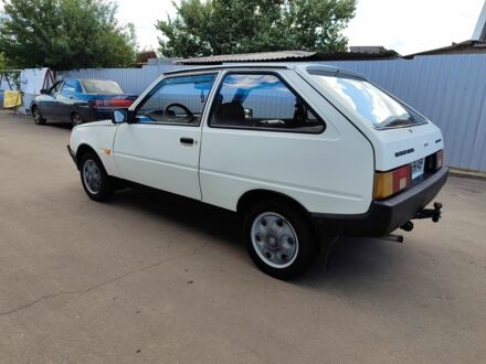 ЗАЗ 1102 Таврия 2002 в Кривом Роге на Automoto.ua Белый ЗАЗ 1102 Таврия, объемом двигателя 1.3 л и пробегом 49 тыс. км за 1335 $, фото 1 на Automoto.ua