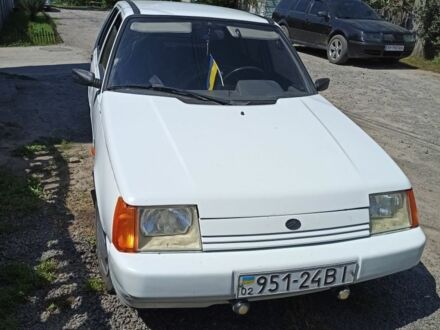 ЗАЗ 1102 Таврія 2003 у Хмельнике на Automoto.ua Білий ЗАЗ 1102 Таврія, об'ємом двигуна 1.2 л та пробігом 88 тис. км за 1250 $, фото 1 на Automoto.ua