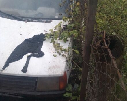 Белый ЗАЗ 1102 Таврия, объемом двигателя 1.25 л и пробегом 215 тыс. км за 400 $, фото 1 на Automoto.ua