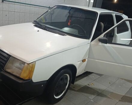 Белый ЗАЗ 1102 Таврия, объемом двигателя 1.2 л и пробегом 200 тыс. км за 900 $, фото 1 на Automoto.ua