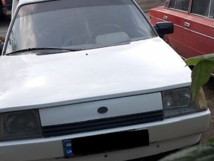 ЗАЗ 1102 Таврія 2005 у Черкасах на Automoto.ua Білий ЗАЗ 1102 Таврія, об'ємом двигуна 1.2 л та пробігом 160 тис. км за 1208 $, фото 1 на Automoto.ua