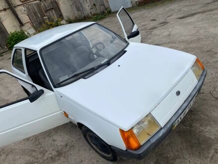 ЗАЗ 1102 Таврия 2006 в Харькове на Automoto.ua Белый ЗАЗ 1102 Таврия, объемом двигателя 1.1 л и пробегом 3 тыс. км за 750 $, фото 1 на Automoto.ua