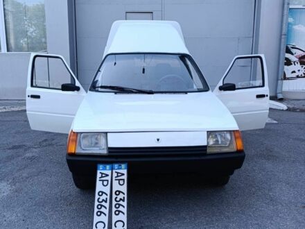 Белый ЗАЗ 1102 Таврия, объемом двигателя 1 л и пробегом 60 тыс. км за 1100 $, фото 1 на Automoto.ua