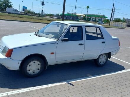 ЗАЗ 1102 Таврия 2008 в Одессе на Automoto.ua Белый ЗАЗ 1102 Таврия, объемом двигателя 1.2 л и пробегом 52 тыс. км за 1210 $, фото 1 на Automoto.ua