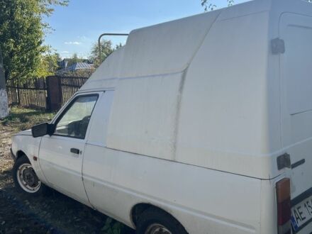 ЗАЗ 1102 Таврия 2010 в Павлограде на Automoto.ua Белый ЗАЗ 1102 Таврия, объемом двигателя 0 л и пробегом 200 тыс. км за 500 $, фото 1 на Automoto.ua