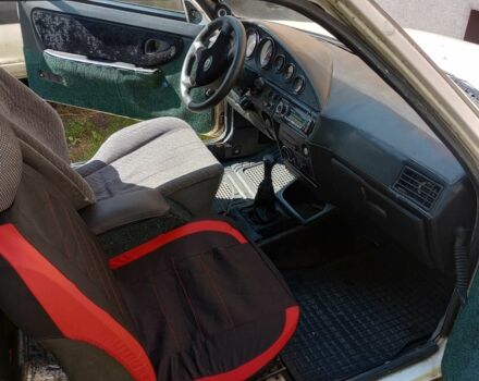 Бежевый ЗАЗ 1102 Таврия, объемом двигателя 1.1 л и пробегом 300 тыс. км за 358 $, фото 6 на Automoto.ua