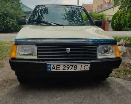 Бежевый ЗАЗ 1102 Таврия, объемом двигателя 1.2 л и пробегом 150 тыс. км за 1000 $, фото 6 на Automoto.ua