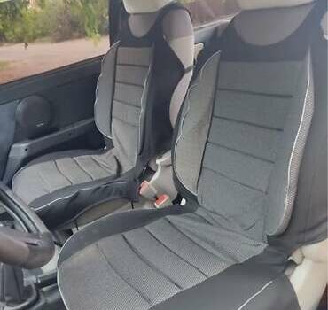 Бежевый ЗАЗ 1102 Таврия, объемом двигателя 1.1 л и пробегом 350 тыс. км за 1150 $, фото 10 на Automoto.ua