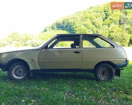 Бежевый ЗАЗ 1102 Таврия, объемом двигателя 1.1 л и пробегом 157 тыс. км за 700 $, фото 5 на Automoto.ua