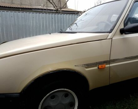 Бежевый ЗАЗ 1102 Таврия, объемом двигателя 1.1 л и пробегом 320 тыс. км за 750 $, фото 2 на Automoto.ua