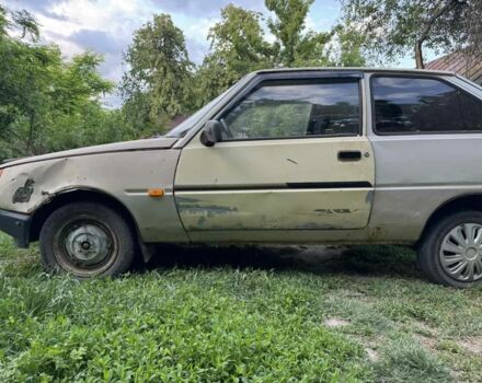 Бежевый ЗАЗ 1102 Таврия, объемом двигателя 1 л и пробегом 350 тыс. км за 213 $, фото 4 на Automoto.ua