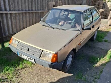 ЗАЗ 1102 Таврия 1990 в Никополе на Automoto.ua Бежевый ЗАЗ 1102 Таврия, объемом двигателя 1.1 л и пробегом 48 тыс. км за 365 $, фото 1 на Automoto.ua