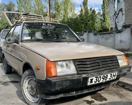 Бежевый ЗАЗ 1102 Таврия, объемом двигателя 1.2 л и пробегом 244 тыс. км за 533 $, фото 1 на Automoto.ua