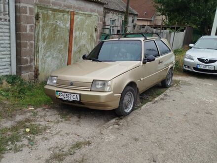 ЗАЗ 1102 Таврия 1990 в Запорожье на Automoto.ua Бежевый ЗАЗ 1102 Таврия, объемом двигателя 1.1 л и пробегом 150 тыс. км за 900 $, фото 1 на Automoto.ua