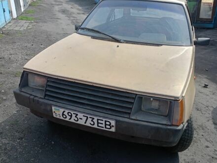 ЗАЗ 1102 Таврія 1990 у Петропавловке на Automoto.ua Бежевий ЗАЗ 1102 Таврія, об'ємом двигуна 0 л та пробігом 10 тис. км за 364 $, фото 1 на Automoto.ua