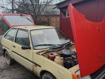 Бежевий ЗАЗ 1102 Таврія, об'ємом двигуна 0 л та пробігом 500 тис. км за 332 $, фото 1 на Automoto.ua