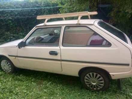 Бежевый ЗАЗ 1102 Таврия, объемом двигателя 1.1 л и пробегом 300 тыс. км за 358 $, фото 1 на Automoto.ua