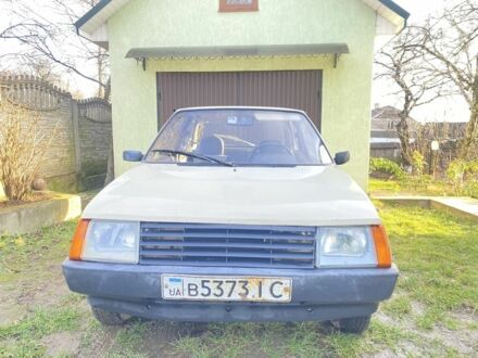 Бежевый ЗАЗ 1102 Таврия, объемом двигателя 1.1 л и пробегом 3 тыс. км за 551 $, фото 1 на Automoto.ua