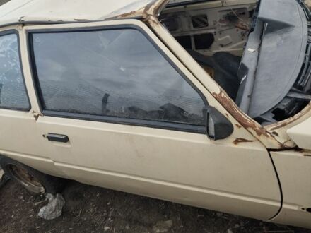 ЗАЗ 1102 Таврія 1994 у Кам'янське (Дніпродзержинськ) на Automoto.ua Бежевий ЗАЗ 1102 Таврія, об'ємом двигуна 1 л та пробігом 300 тис. км за 200 $, фото 1 на Automoto.ua
