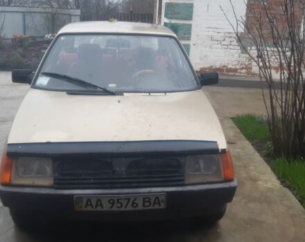 Бежевый ЗАЗ 1102 Таврия, объемом двигателя 1 л и пробегом 200 тыс. км за 355 $, фото 1 на Automoto.ua