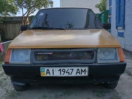 ЗАЗ 1102 Таврія 2001 у Лозовой на Automoto.ua Бежевий ЗАЗ 1102 Таврія, об'ємом двигуна 1.3 л та пробігом 120 тис. км за 800 $, фото 1 на Automoto.ua