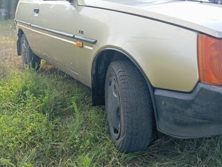 ЗАЗ 1102 Таврия 2002 в Пирятине на Automoto.ua Бежевый ЗАЗ 1102 Таврия, объемом двигателя 1.1 л и пробегом 215 тыс. км за 30000 $, фото 1 на Automoto.ua