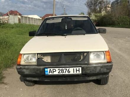 ЗАЗ 1102 Таврия 2003 в Запорожье на Automoto.ua Бежевый ЗАЗ 1102 Таврия, объемом двигателя 1.1 л и пробегом 133 тыс. км за 1000 $, фото 1 на Automoto.ua
