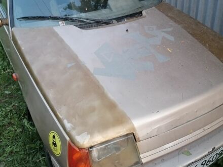 ЗАЗ 1102 Таврия 2003 в Харькове на Automoto.ua Бежевый ЗАЗ 1102 Таврия, объемом двигателя 0 л и пробегом 300 тыс. км за 241 $, фото 1 на Automoto.ua