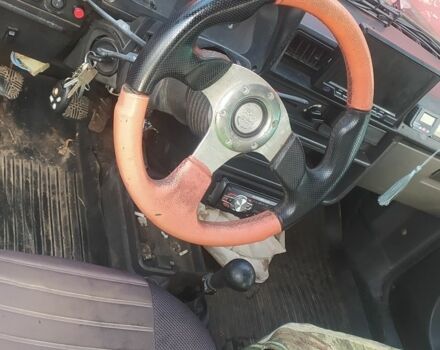 Красный ЗАЗ 1102 Таврия, объемом двигателя 1.1 л и пробегом 200 тыс. км за 357 $, фото 5 на Automoto.ua