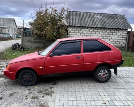 Красный ЗАЗ 1102 Таврия, объемом двигателя 1.1 л и пробегом 222 тыс. км за 700 $, фото 2 на Automoto.ua
