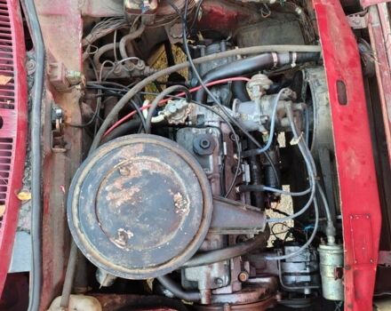 Красный ЗАЗ 1102 Таврия, объемом двигателя 1.1 л и пробегом 150 тыс. км за 288 $, фото 4 на Automoto.ua