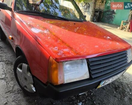 Красный ЗАЗ 1102 Таврия, объемом двигателя 1.1 л и пробегом 200 тыс. км за 950 $, фото 5 на Automoto.ua