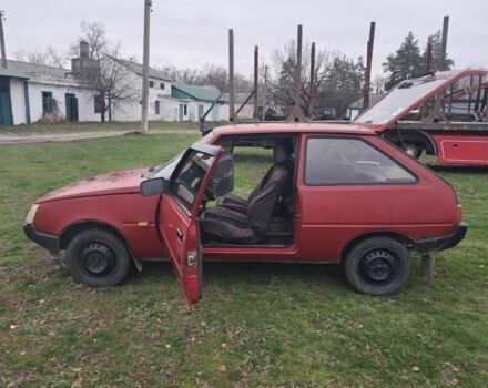 Красный ЗАЗ 1102 Таврия, объемом двигателя 0 л и пробегом 777 тыс. км за 405 $, фото 3 на Automoto.ua