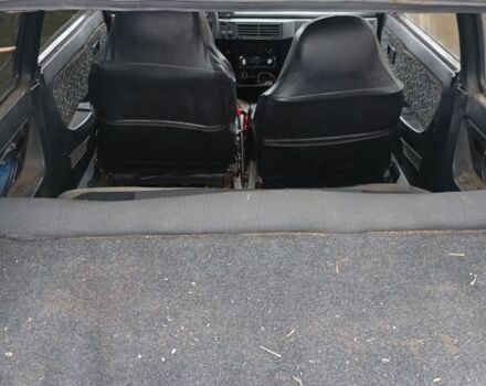 Красный ЗАЗ 1102 Таврия, объемом двигателя 1 л и пробегом 10 тыс. км за 592 $, фото 5 на Automoto.ua