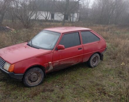 Красный ЗАЗ 1102 Таврия, объемом двигателя 1 л и пробегом 10 тыс. км за 592 $, фото 2 на Automoto.ua