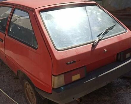 Красный ЗАЗ 1102 Таврия, объемом двигателя 1.1 л и пробегом 300 тыс. км за 350 $, фото 1 на Automoto.ua