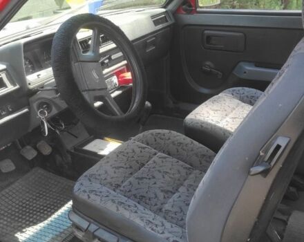 Красный ЗАЗ 1102 Таврия, объемом двигателя 1.1 л и пробегом 300 тыс. км за 700 $, фото 5 на Automoto.ua