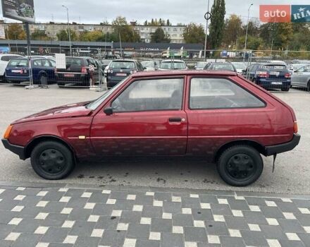Красный ЗАЗ 1102 Таврия, объемом двигателя 1.1 л и пробегом 200 тыс. км за 724 $, фото 6 на Automoto.ua