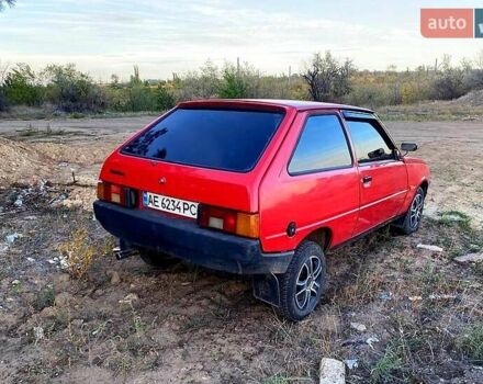 Красный ЗАЗ 1102 Таврия, объемом двигателя 1.1 л и пробегом 150 тыс. км за 450 $, фото 4 на Automoto.ua