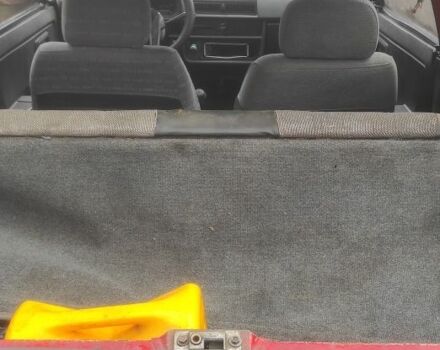 Красный ЗАЗ 1102 Таврия, объемом двигателя 0 л и пробегом 100 тыс. км за 333 $, фото 4 на Automoto.ua