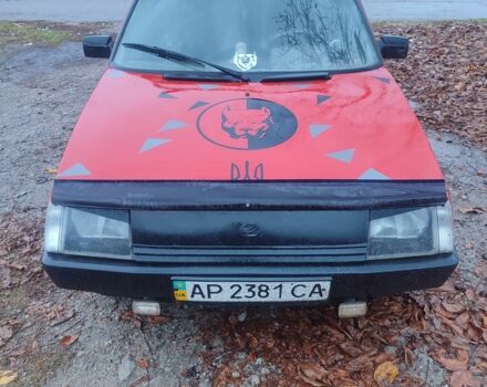Красный ЗАЗ 1102 Таврия, объемом двигателя 1 л и пробегом 99 тыс. км за 594 $, фото 7 на Automoto.ua