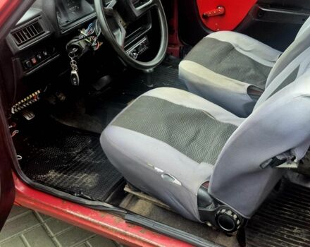 Красный ЗАЗ 1102 Таврия, объемом двигателя 1 л и пробегом 90 тыс. км за 650 $, фото 9 на Automoto.ua