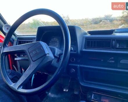 Красный ЗАЗ 1102 Таврия, объемом двигателя 1.1 л и пробегом 150 тыс. км за 450 $, фото 3 на Automoto.ua