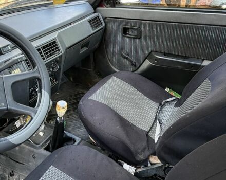 Красный ЗАЗ 1102 Таврия, объемом двигателя 1.1 л и пробегом 999 тыс. км за 325 $, фото 4 на Automoto.ua